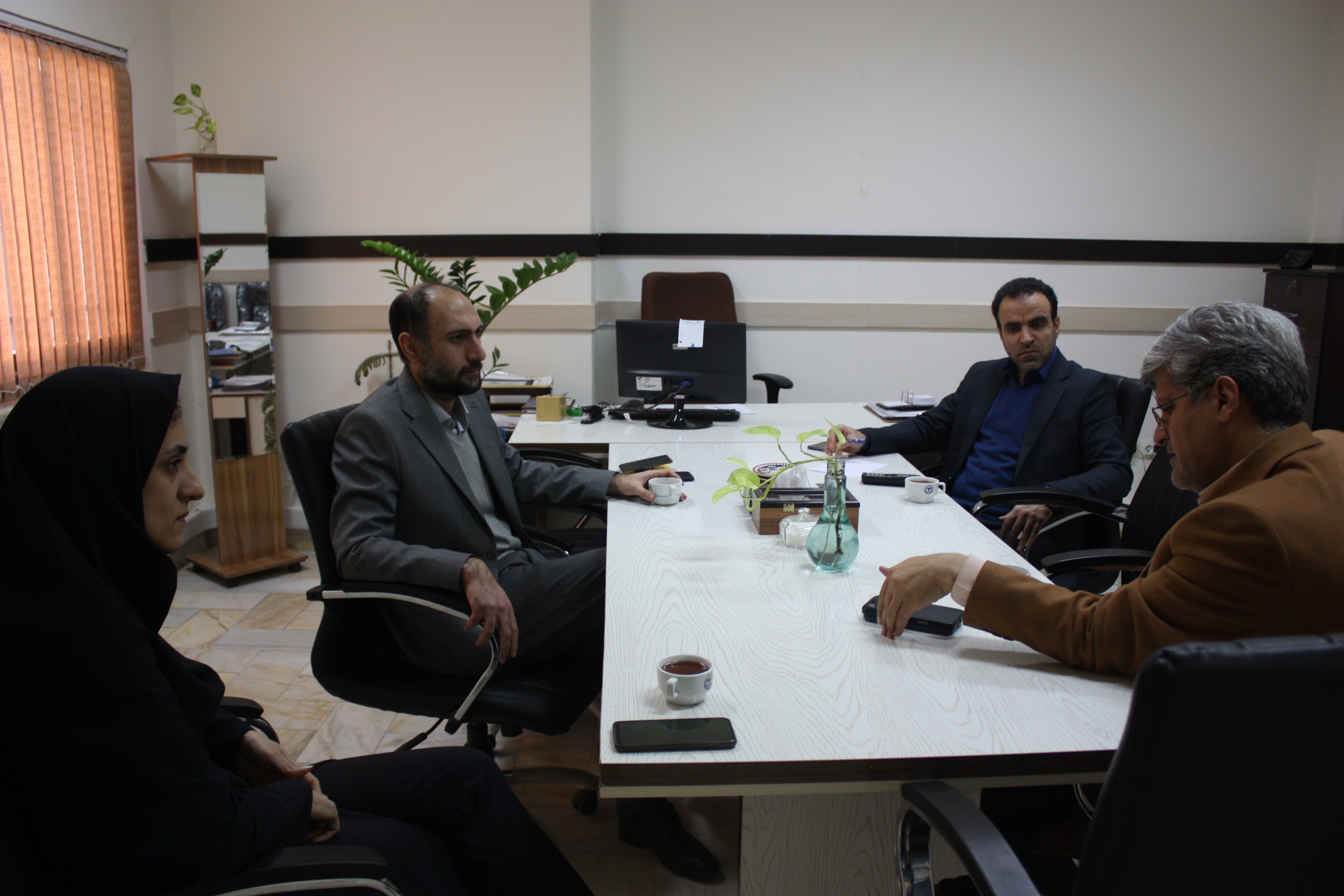 جلسه هماهنگی و بررسی طرح اعتبار مالیاتی کارخانه عقیق و مهدیس با دانشگاه علوم پزشکی گناباد